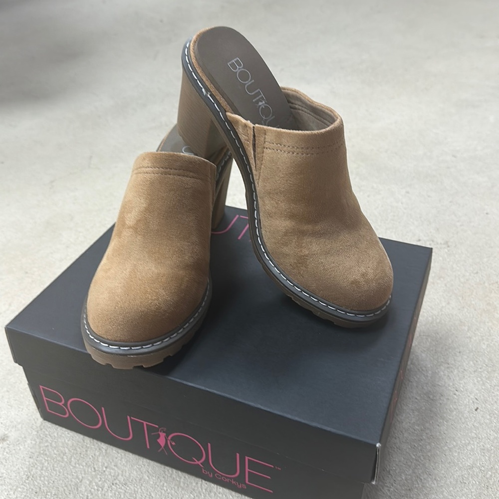 Corkys Camel Suede Lantern Clogs